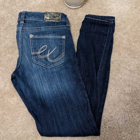 Express Pants - Picture 4 of 6